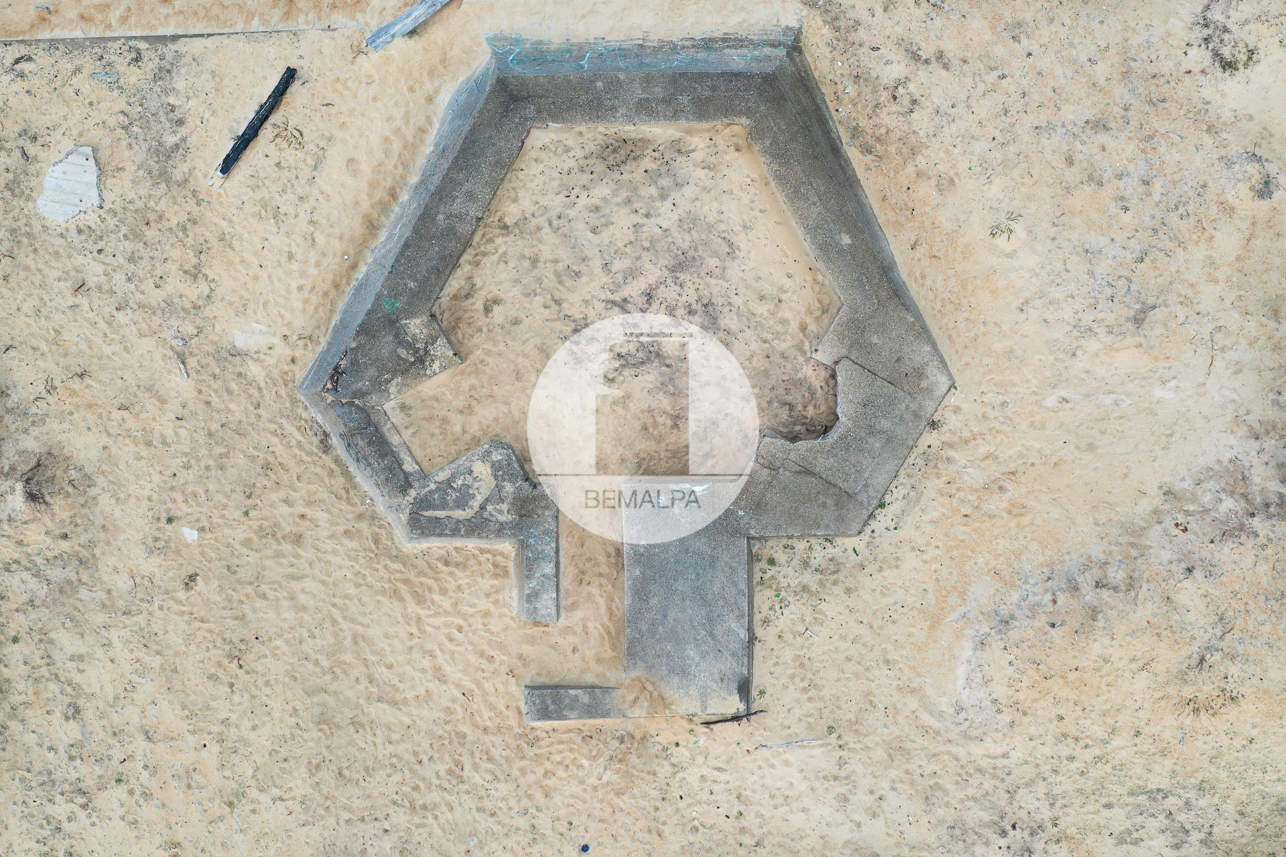 Bunker Ondres Mur Atlantique cuve FLAK Kriegsmarine Atlantikwall