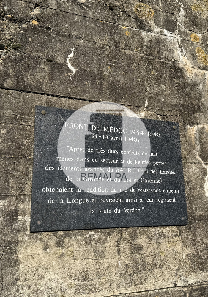 Bunkers du Front du Médoc à Soulac-sur-Mer Mur de l'Atlantique Gironde